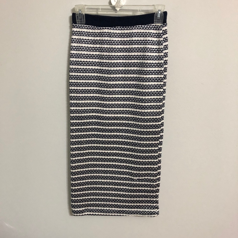 Zara Navy Blue and White pencil skirt